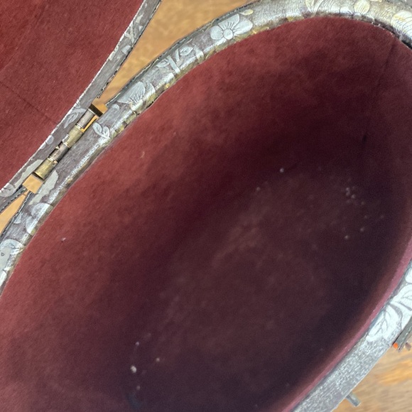 Two floral decorative boxes - Picture 5 of 12